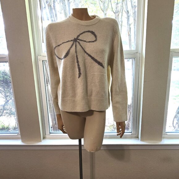 Abercrombie & Fitch Madeline Crew cream knit sweater gray bow S - Picture 5 of 7